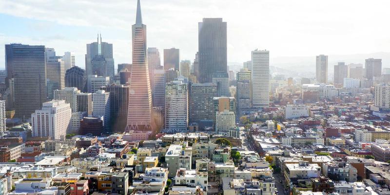 告别“硬”成本：深度解析NFV如何重塑运营商网络经济学